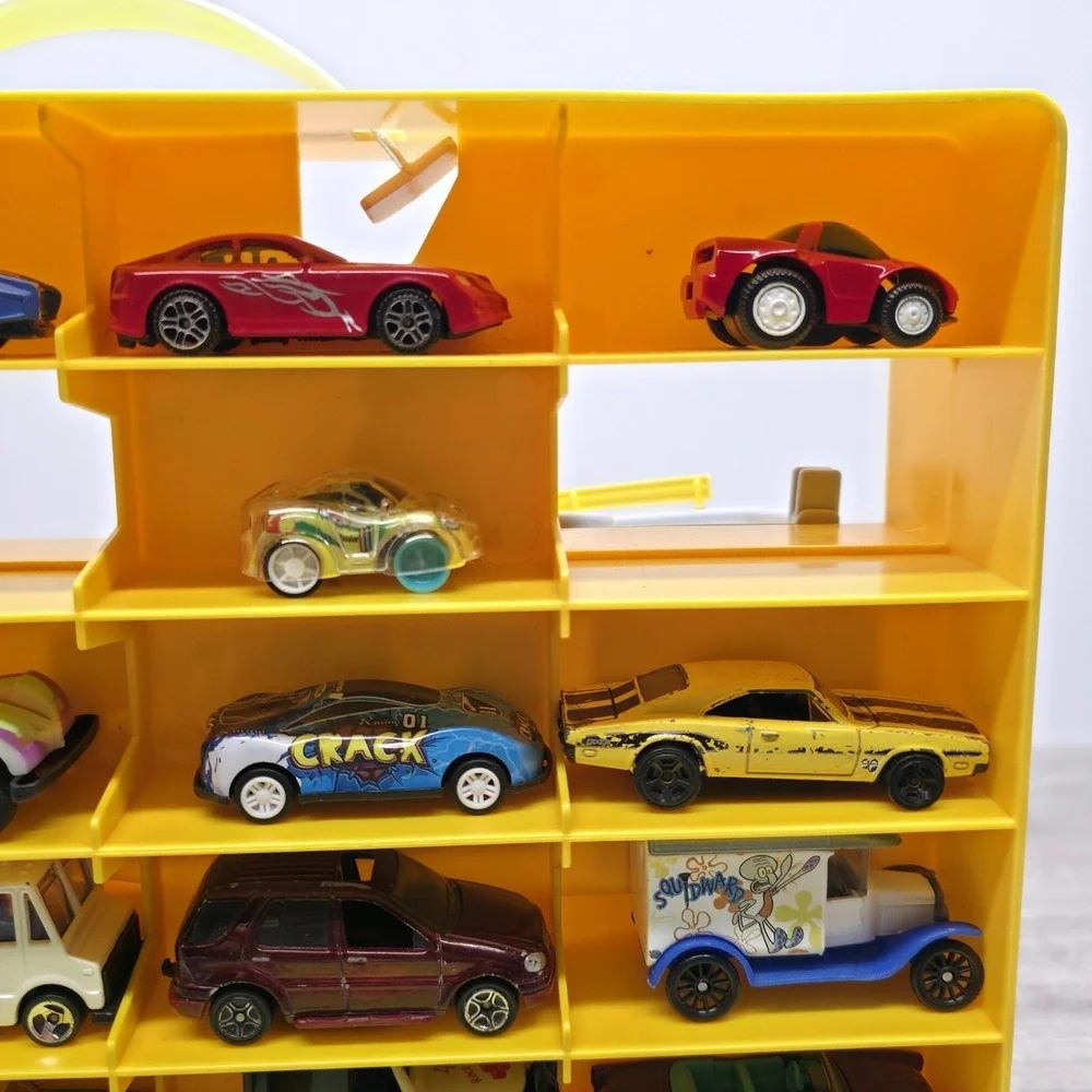 Vintage REALTOY Playset Car Carrying Case With 20 Mixed Cars Old/New - Rare‎